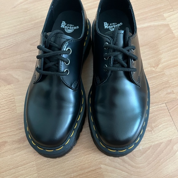Dr. Martens 8053 LEATHER PLATFORM SHOES - Picture 1 of 6